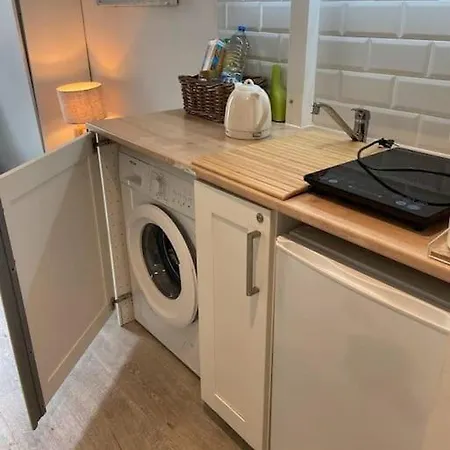 Appartement Calme Et Lumineux / 1 Min. Gare Thiers Nice